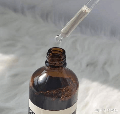 千加负离子精华素功效揭秘,改善肌肤健康的3大作用(图1) 千加负离子精华素功效揭秘,改善肌肤健康的3大作用(图1)